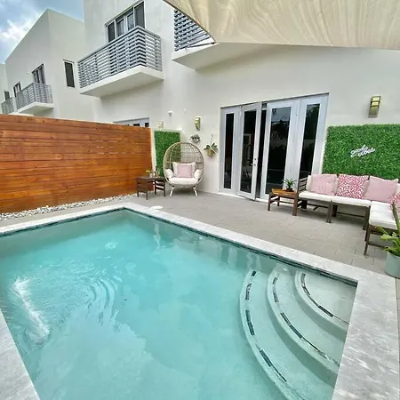 Villa Coconut Grove Casita With Private Plunge Pool, Gated